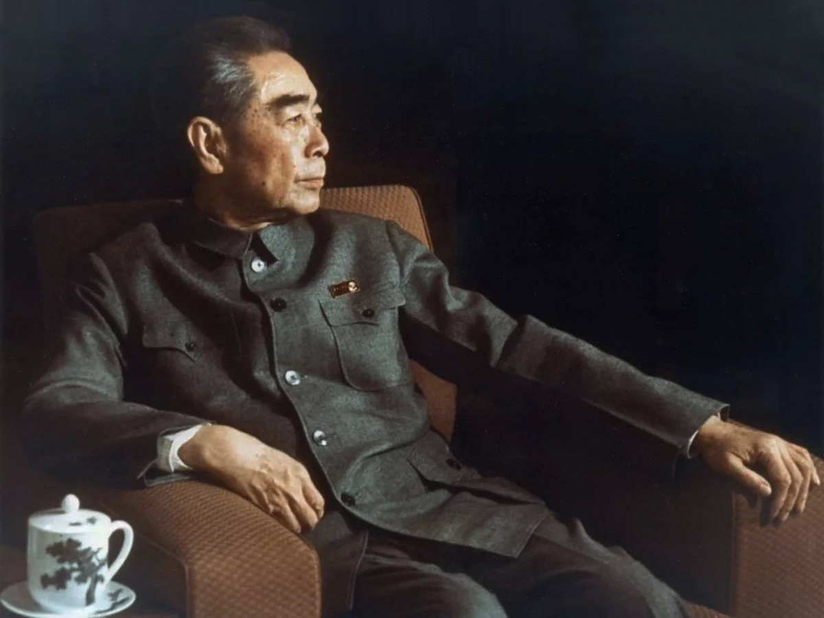 中國(guó)共產(chǎn)黨人的一面不朽旗幟——周恩來(lái)